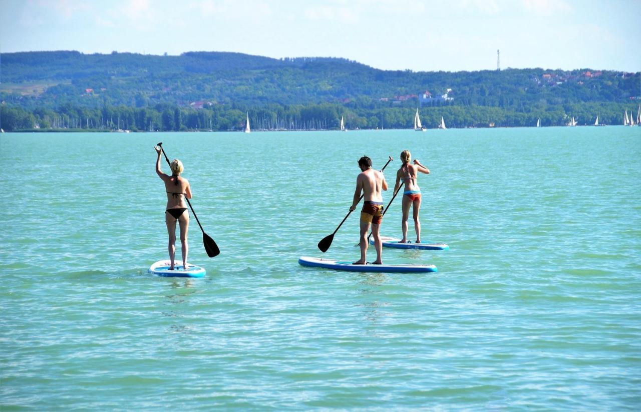 באלאטונפורד Behouse@Lake מראה חיצוני תמונה